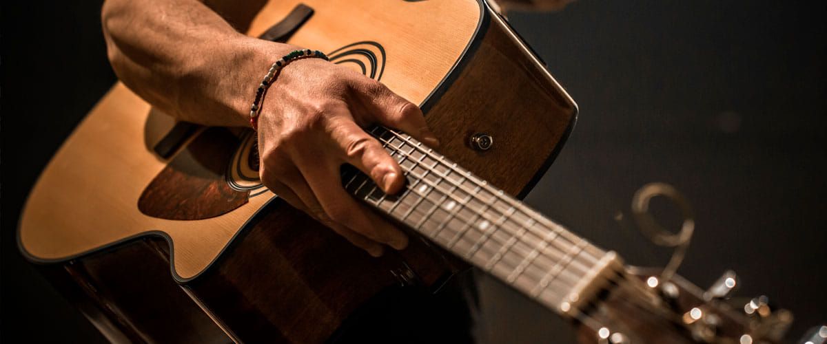 Cómo elegir las mejores cuerdas para guitarra clásica